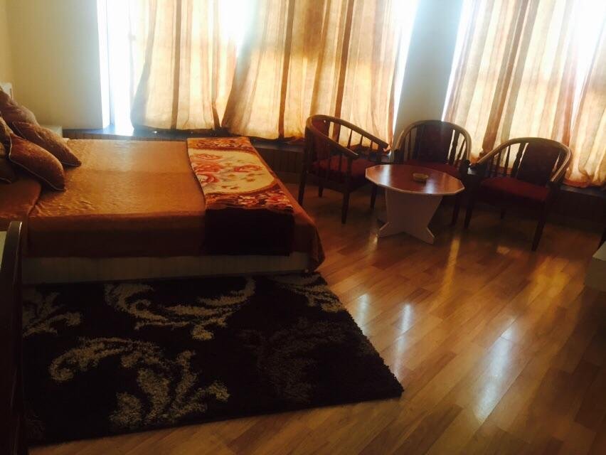 Hotel Barog Heights 