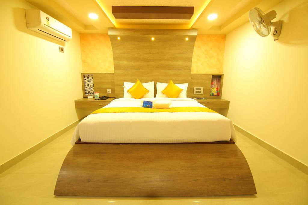 Hotel A J Park 