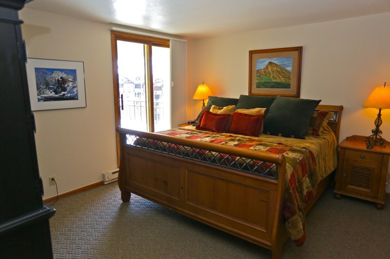 The Plaza Condominiums Crested Butte Mountain Budget