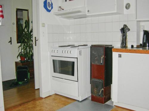 Holiday Home MunkamÅla Orrefors (هالیدی هوم مونكامÅلا اورفورس) 