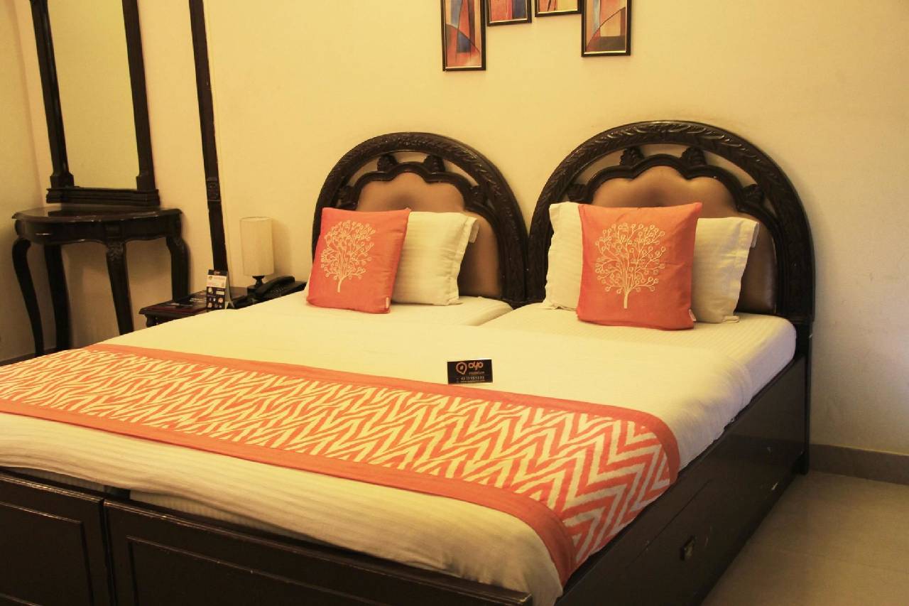 Oyo Rooms Near Akashneem Marg 