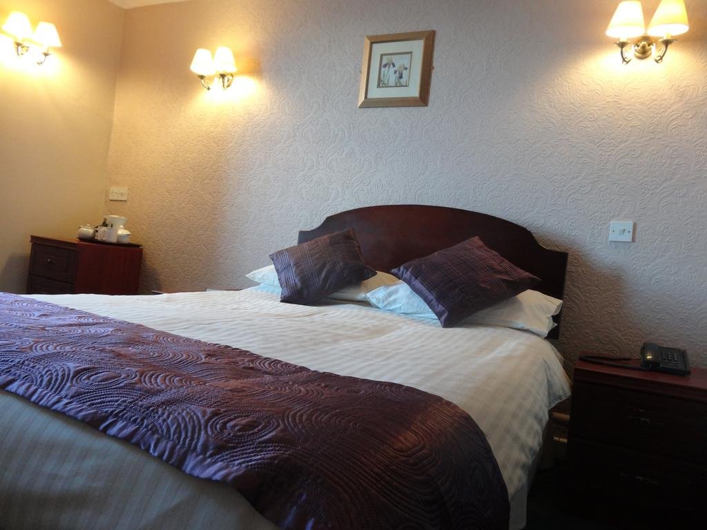 Headway Hotel 