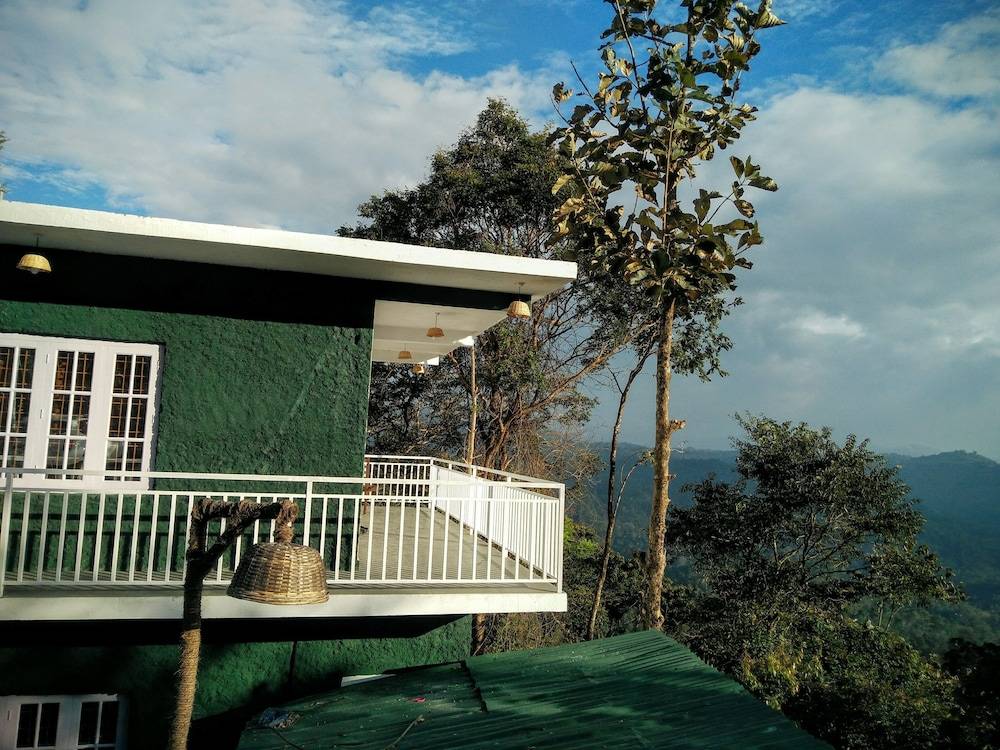 Season7 Nature Resort Balcony