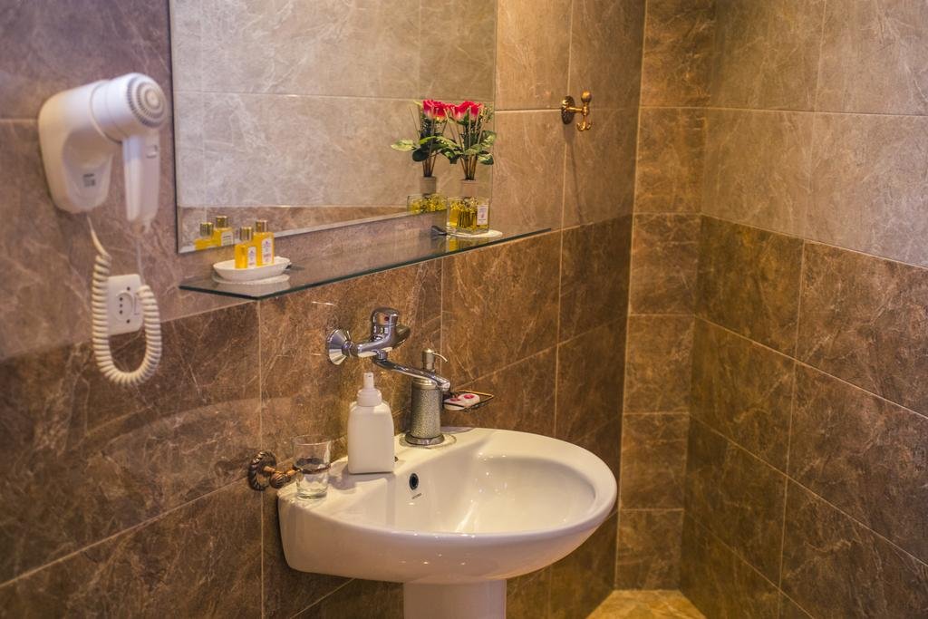 David Sultan Hotel 