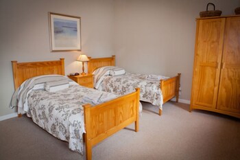 West Fenton Court (وست فنتون كورت) Guestroom