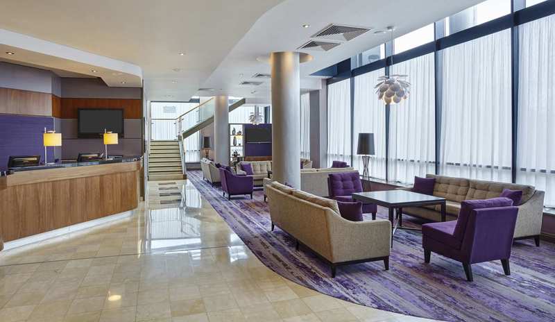 Jurys Inn Milton Keynes Lobby