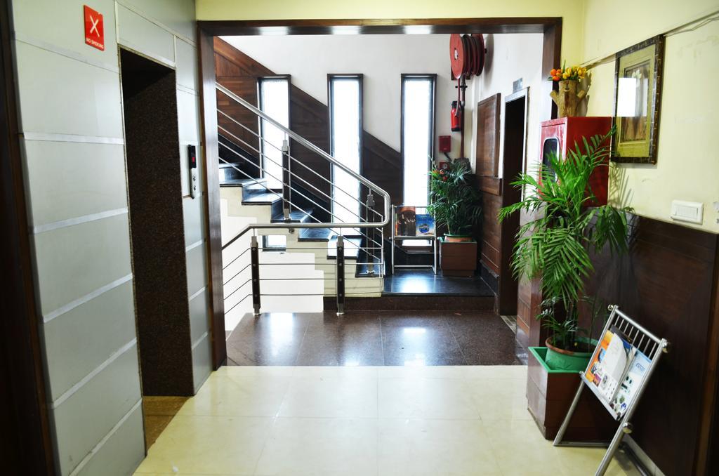 Hotel Ajuba Residency 