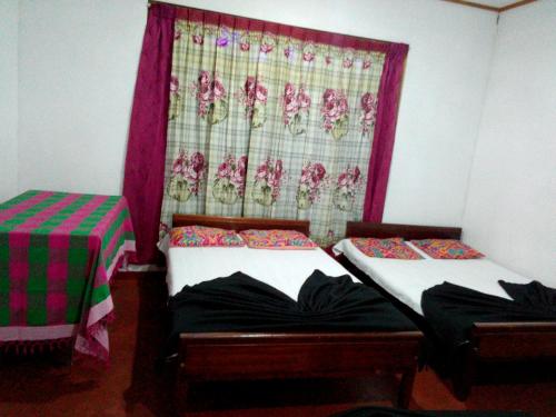 Sanduni Rest Inn 