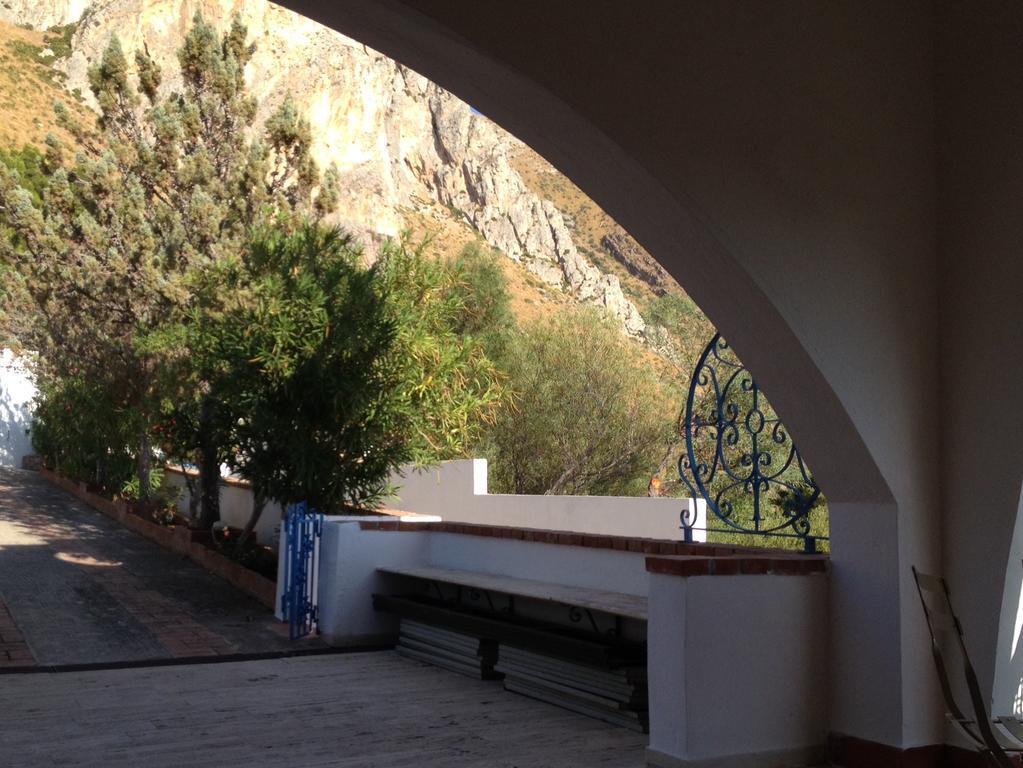 Villa Annasilva (ویلا آناسیلوا) 