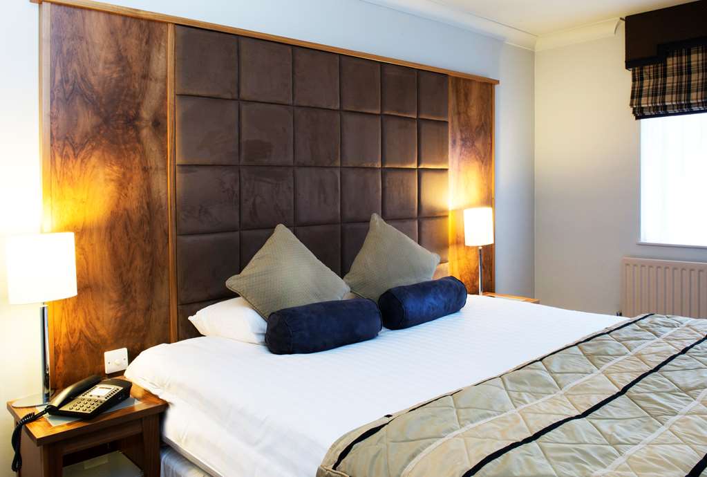 Horwood House Guest Room