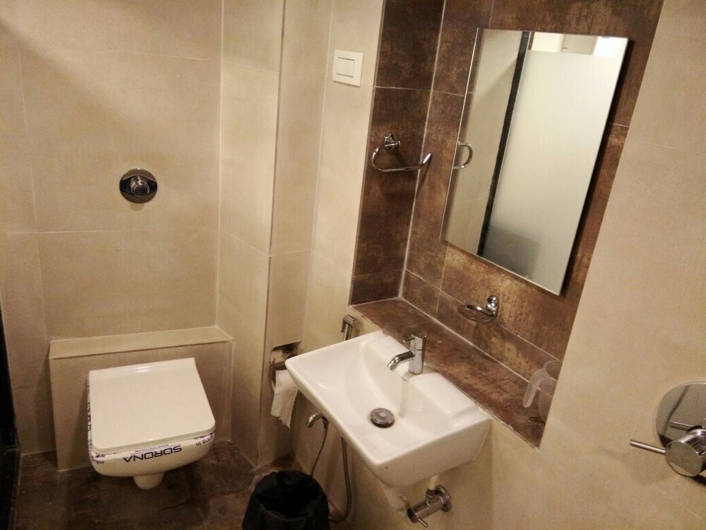 Garden Creek Residency Bathroom