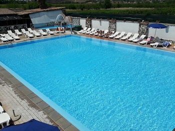 Bb Mirabilia Village Featured Image