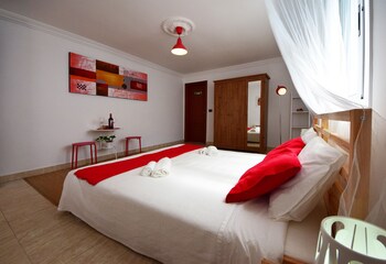 Casa Emblematica Armonia Guestroom
