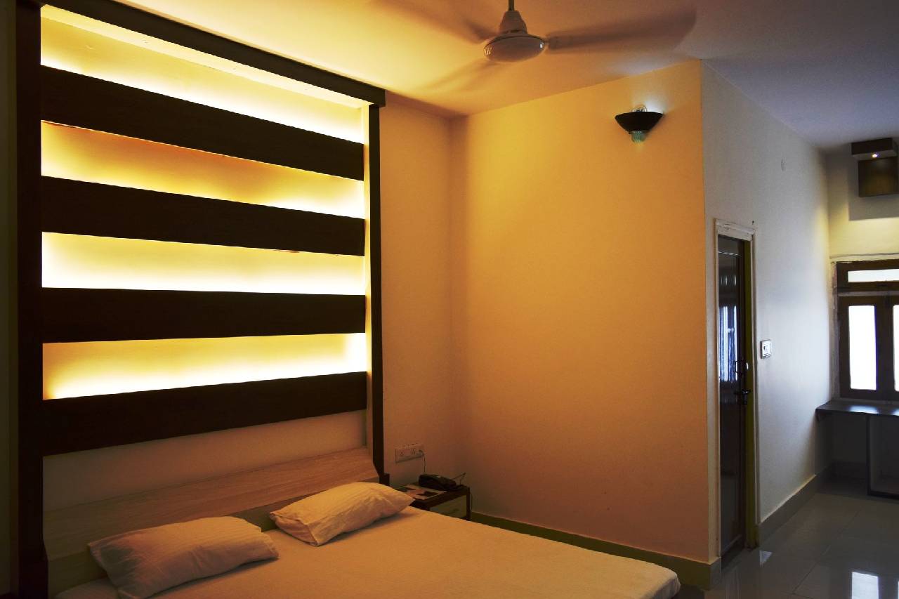 Ritumbraha Hotel & Resort 