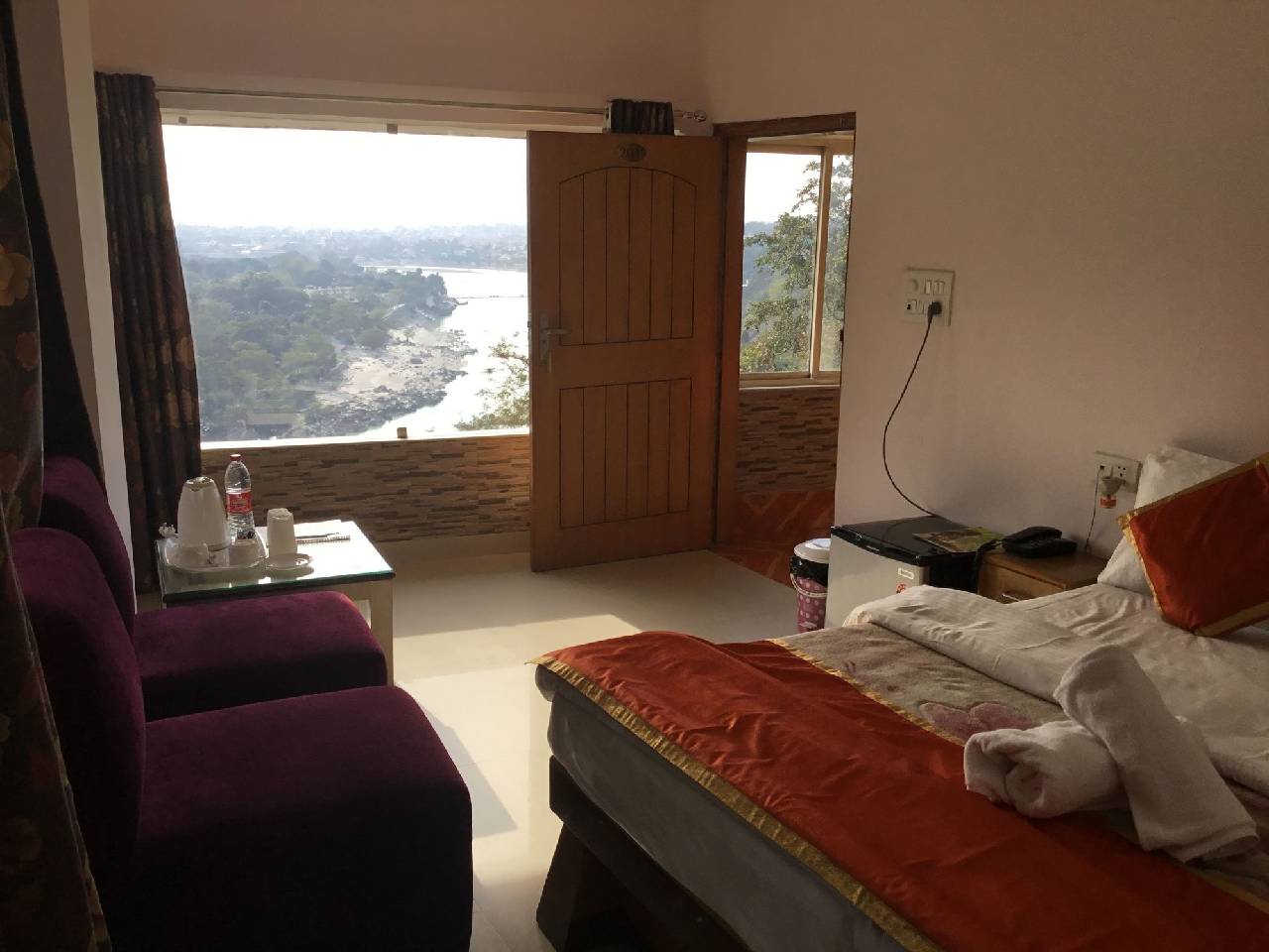 Hotel Ganesha Inn 