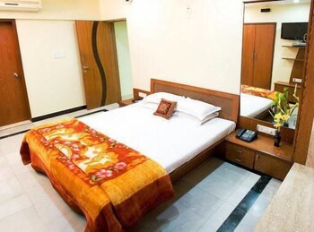 Seven Serviced Apartments Worli Guestroom