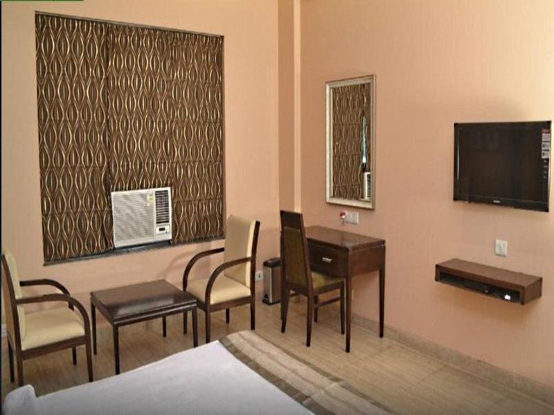 Hotel Shrinath Palace 