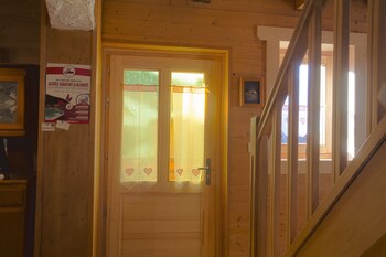 La Ferme D'eugenie Interior Entrance