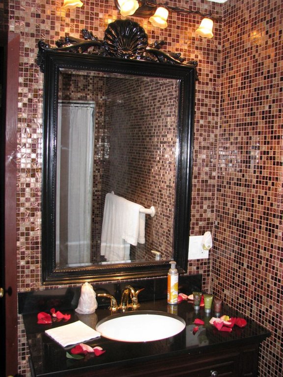Royalton Suites 