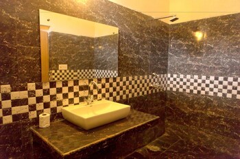 Parwati Wild Abode Corbett Resort 