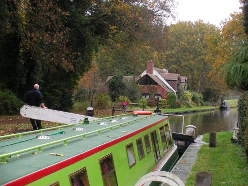 Lillian Ginger 8 Berth 
