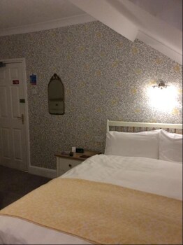 Windsor Guest House Guestroom