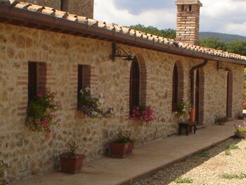Casale Il Colombaio Di Toiano Exterior