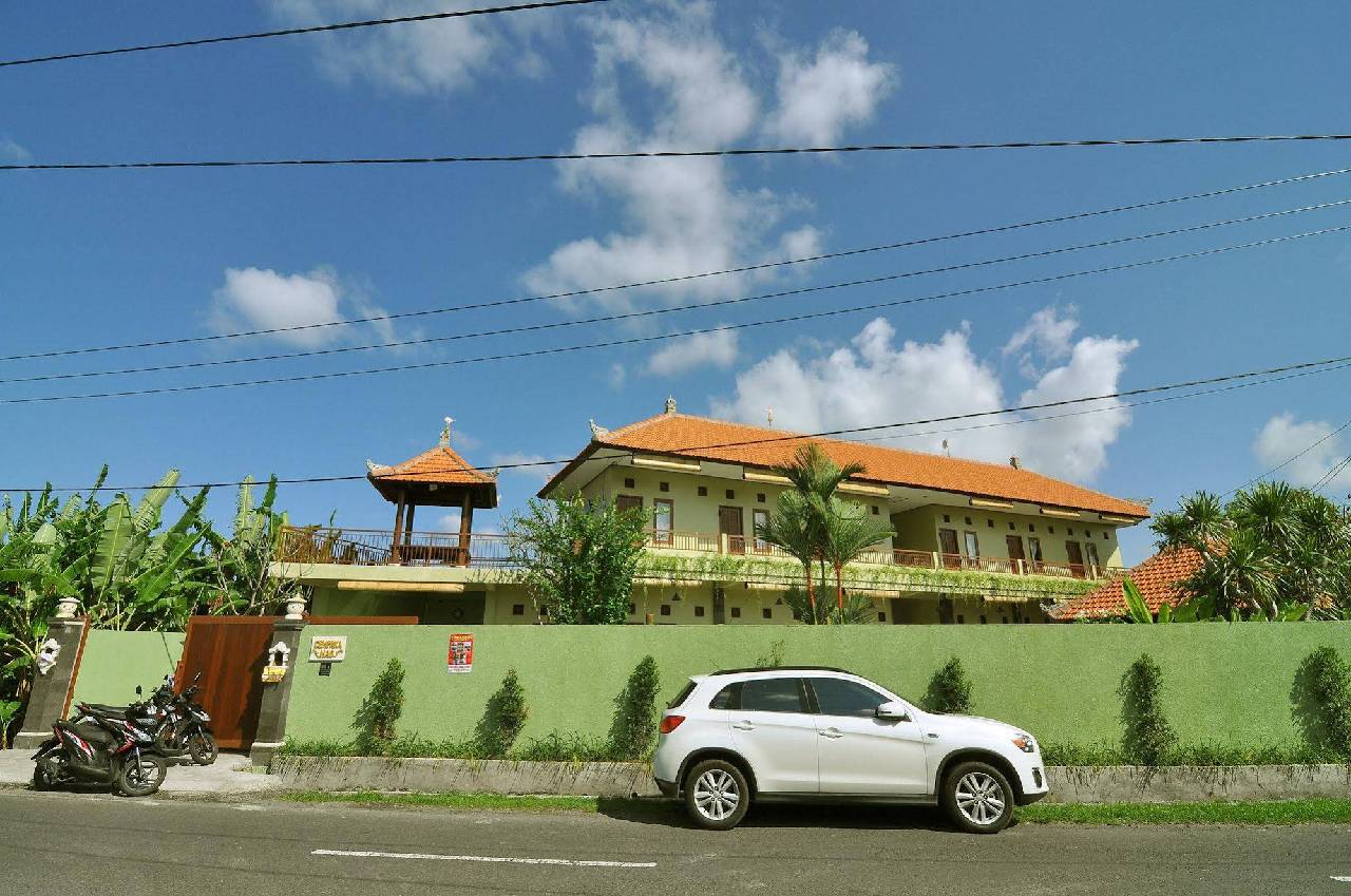 Cempaka Mas Guesthouse Canggu 