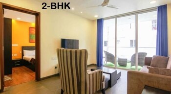 Zondela Inn Luxury Apartments Guestroom