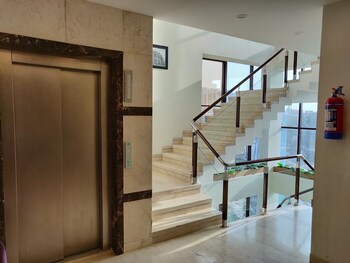 Hotel Maple Grand Staircase