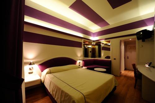 Hotel Motel City 