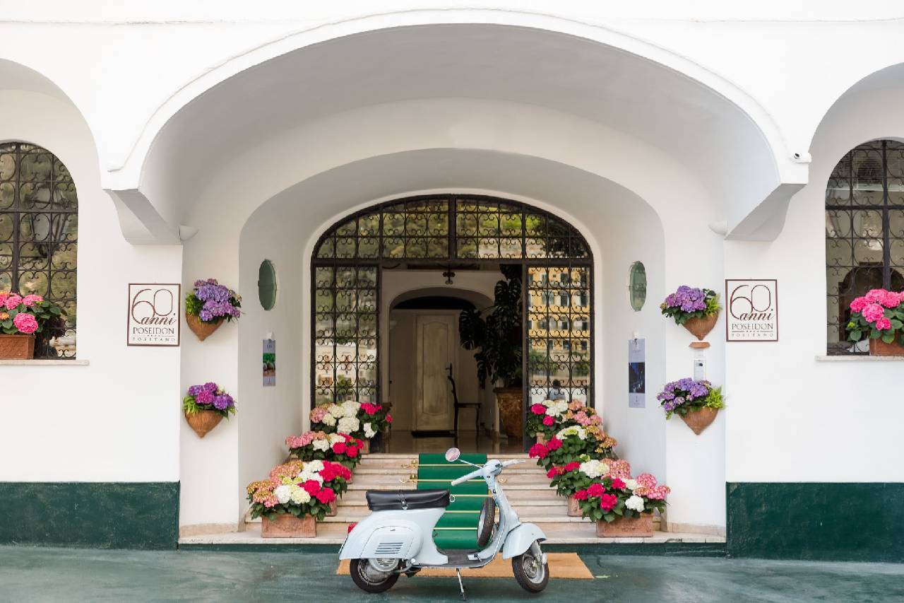 Poseidon Hotel 