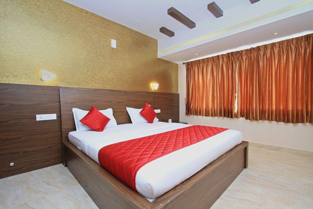Oyo 11396 Hotel Cyprus Inn 