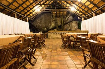 Lodge At The Ancient City Dining