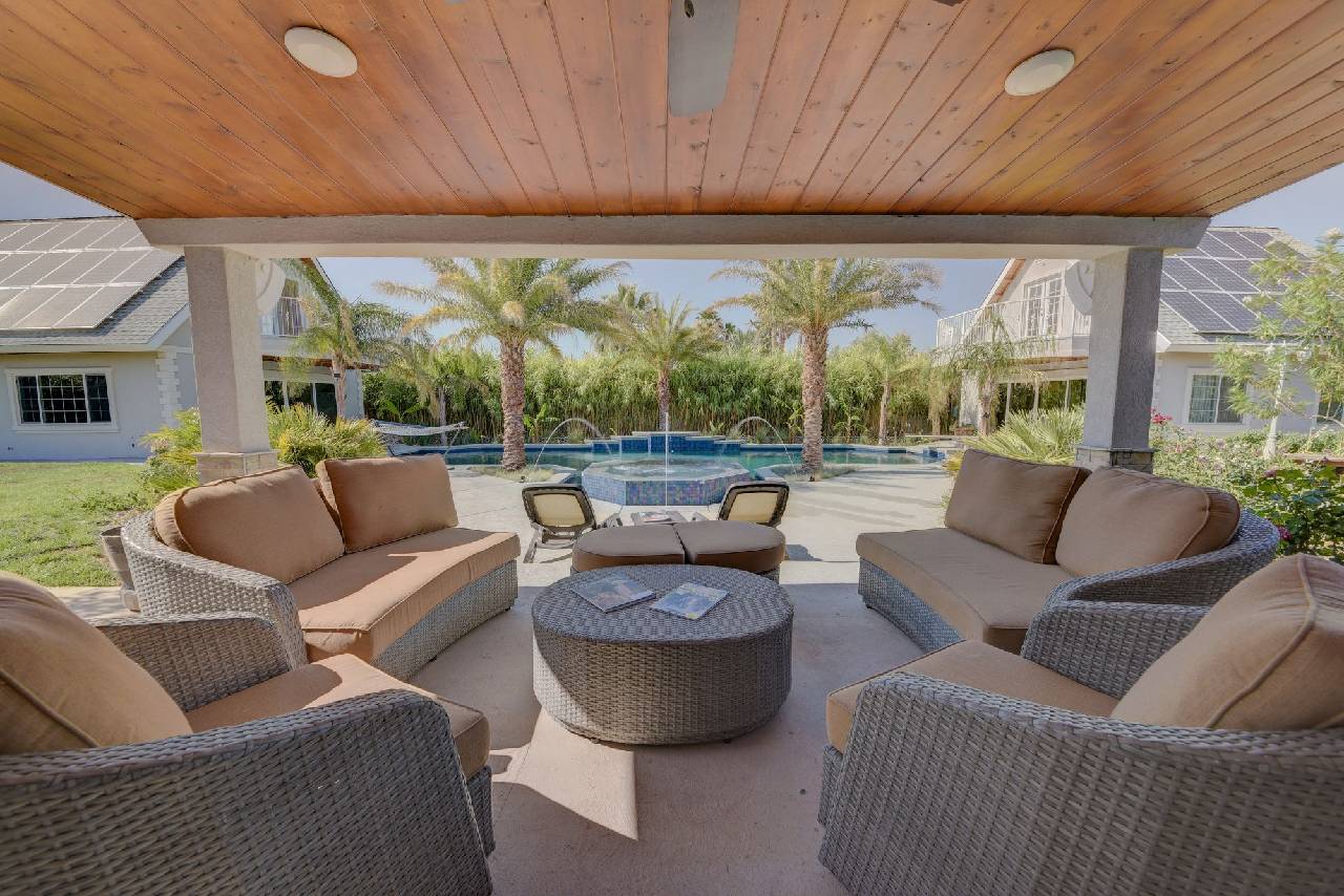 Sanctuary Pond And Pool 