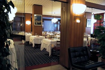 Hotel Milano (هتل میلانو) Restaurant