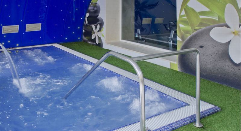 Ght Oasis Park & Spa Pool