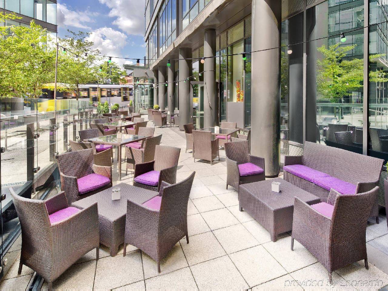 DoubleTree by Hilton Manchester Piccadilly Reserve Your Hotel, SelfCatering, or Bed and