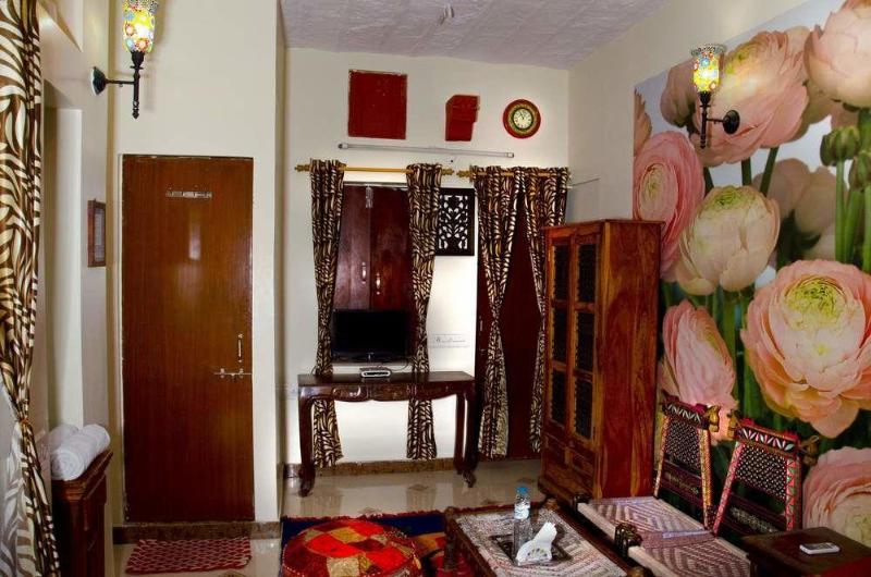 Hem Guest House General view