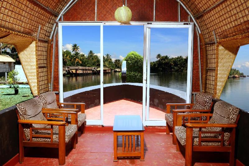 Island Lake Resort Alleppey 