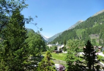 Alpenappartements Balcony View