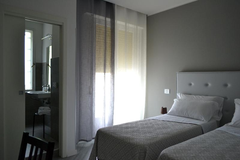 Hotel Panorama (هتل پانوراما) Room