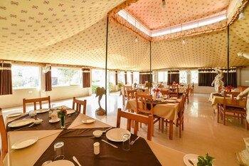 Pushkar Rajwara Resort Restaurant