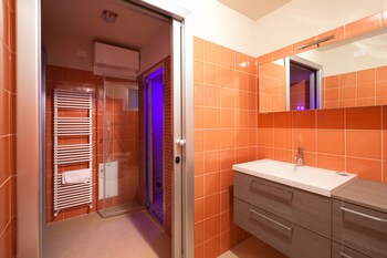 Barchi Resort Bathroom