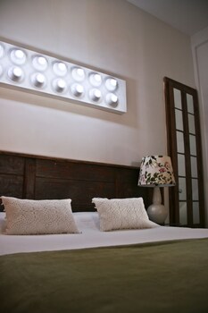 Modernistas Hotel Guestroom