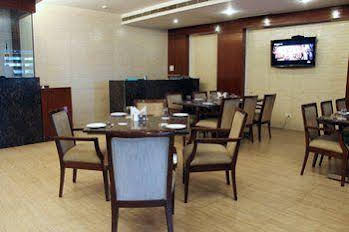 Oyo Rooms Namaste Chowk Karnal 