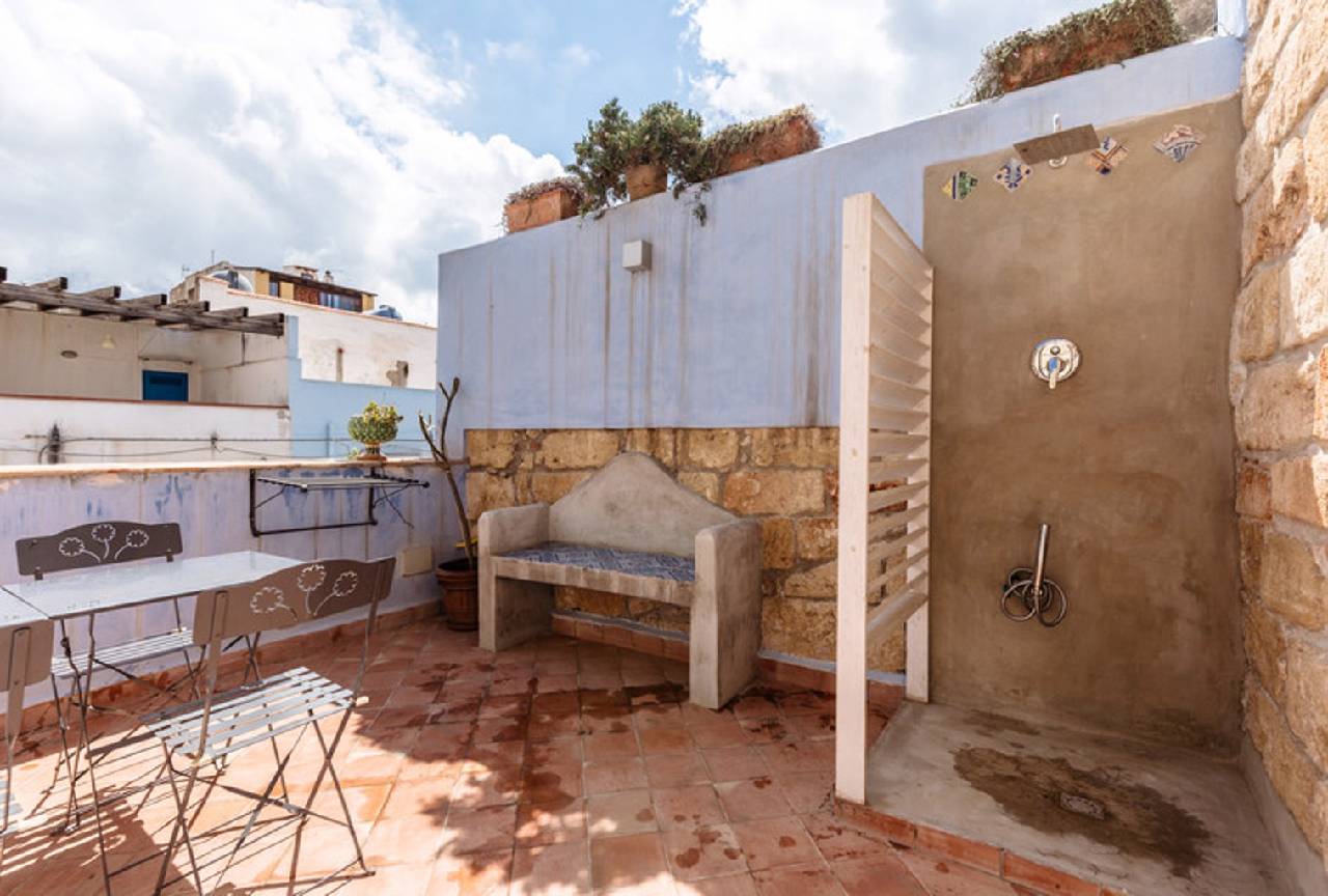 Casetta Turchese Con Terrazza (كاستا تورچس كون ترازا) 