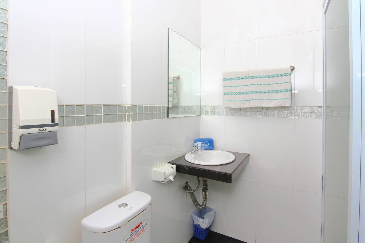 Airy Nagoya Dian Centre Baloi Batam (آیری ناگویا دیان سنتر بالوی باتام) 