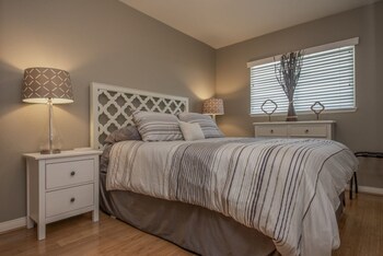 Luxurious 6br 7min To Las Vegas Strip Guestroom