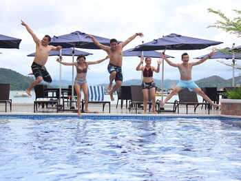 Sunlight Guest Hotel Coron Featured Image